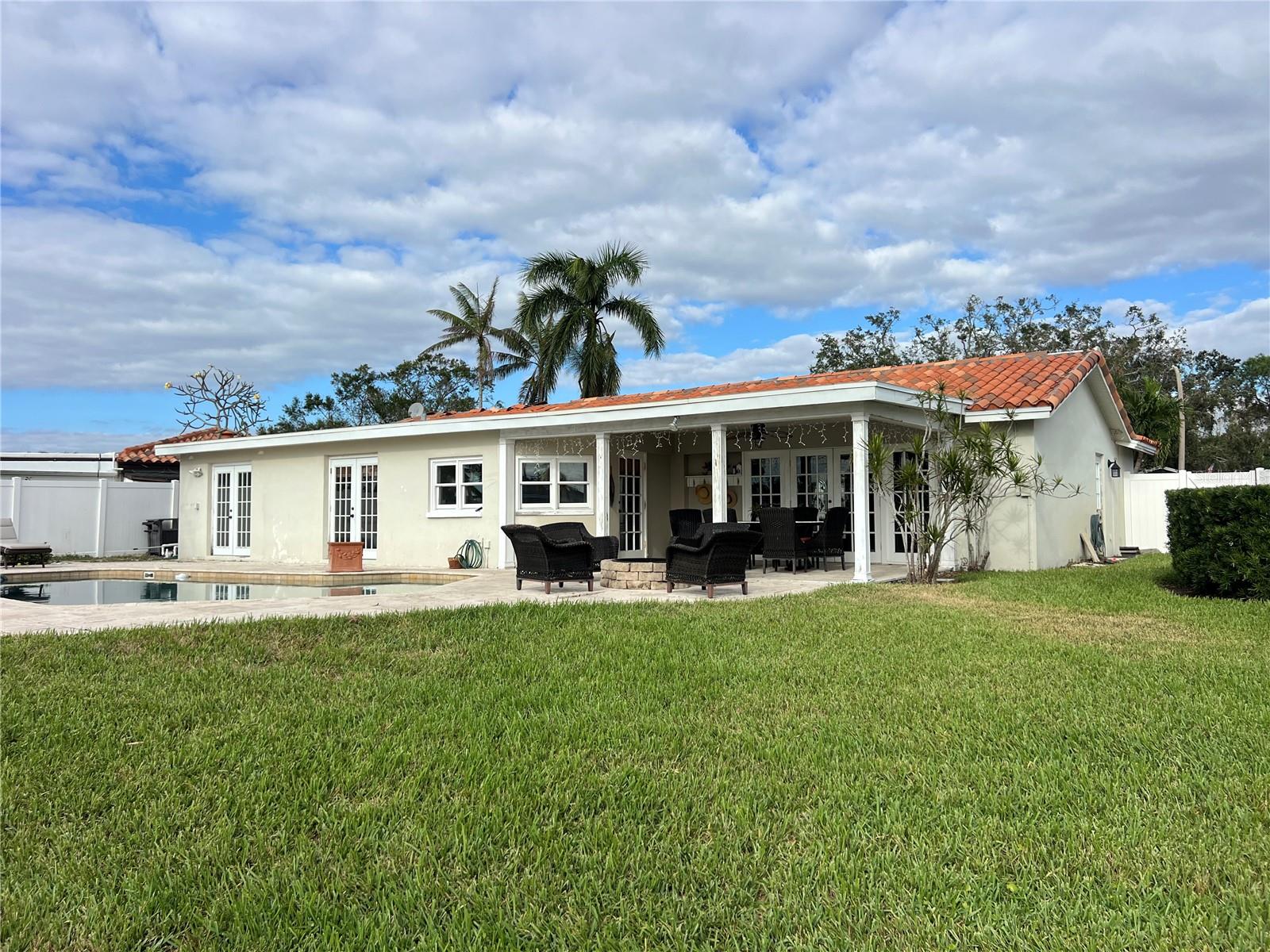 9644 OAK ST NE, ST PETERSBURG, FL, 33702