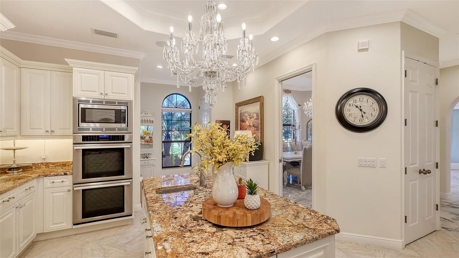 703 MACEWEN DR, OSPREY, FL, 34229