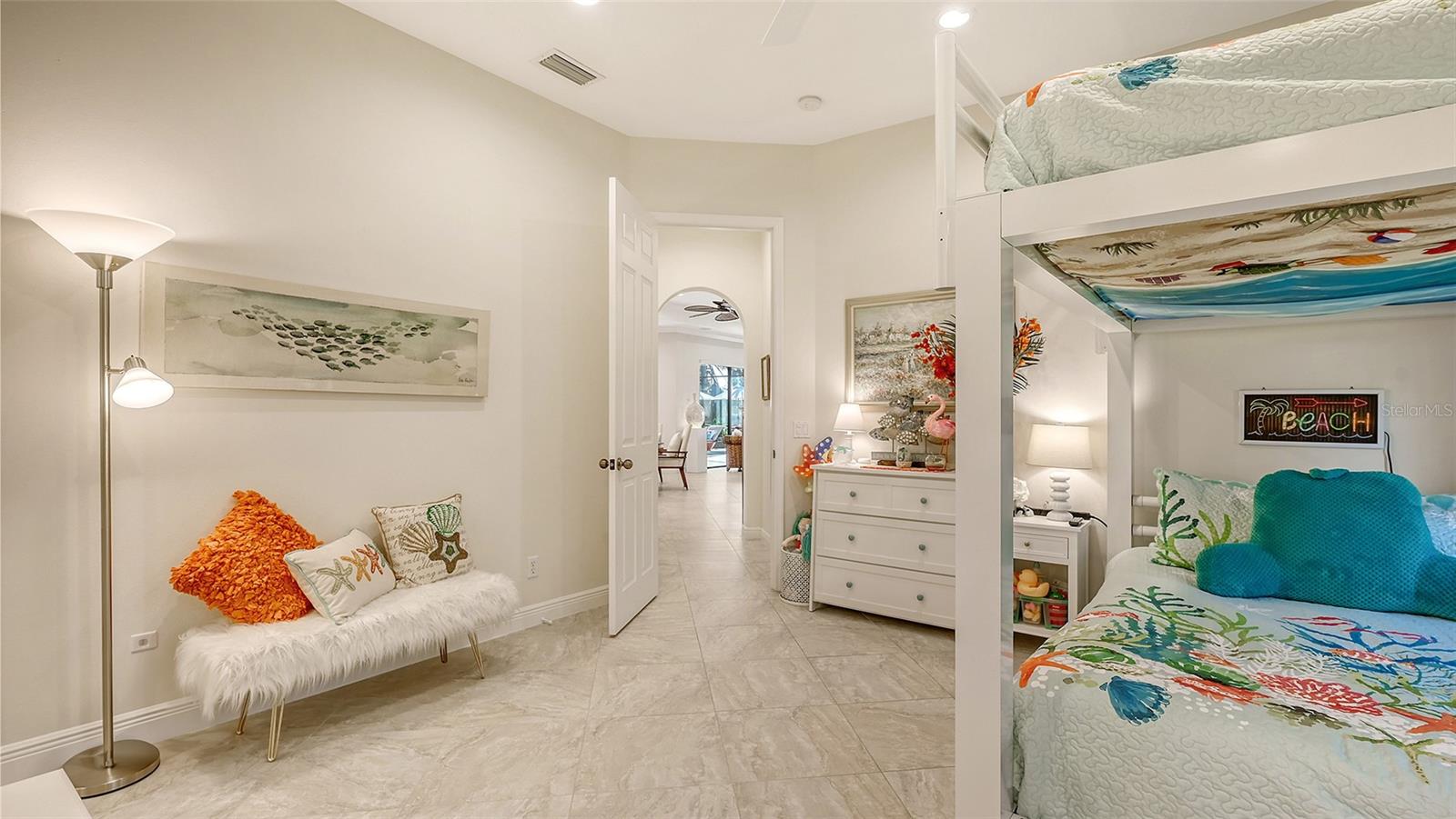 703 MACEWEN DR, OSPREY, FL, 34229