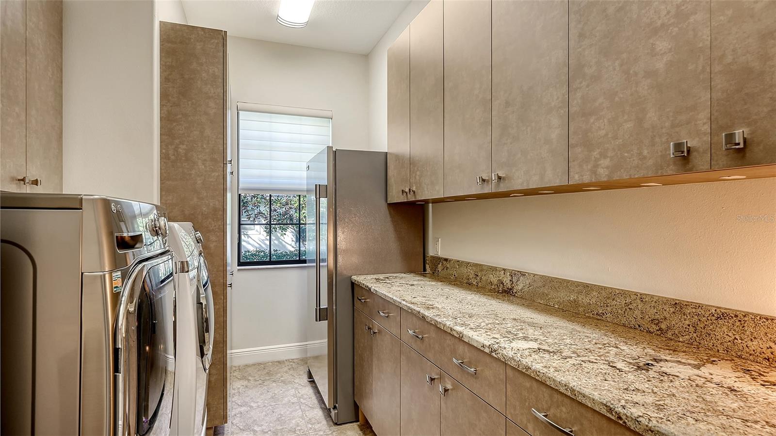 703 MACEWEN DR, OSPREY, FL, 34229