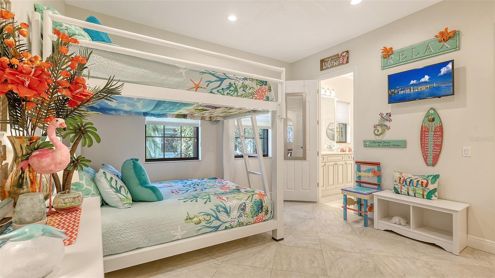 703 MACEWEN DR, OSPREY, FL, 34229
