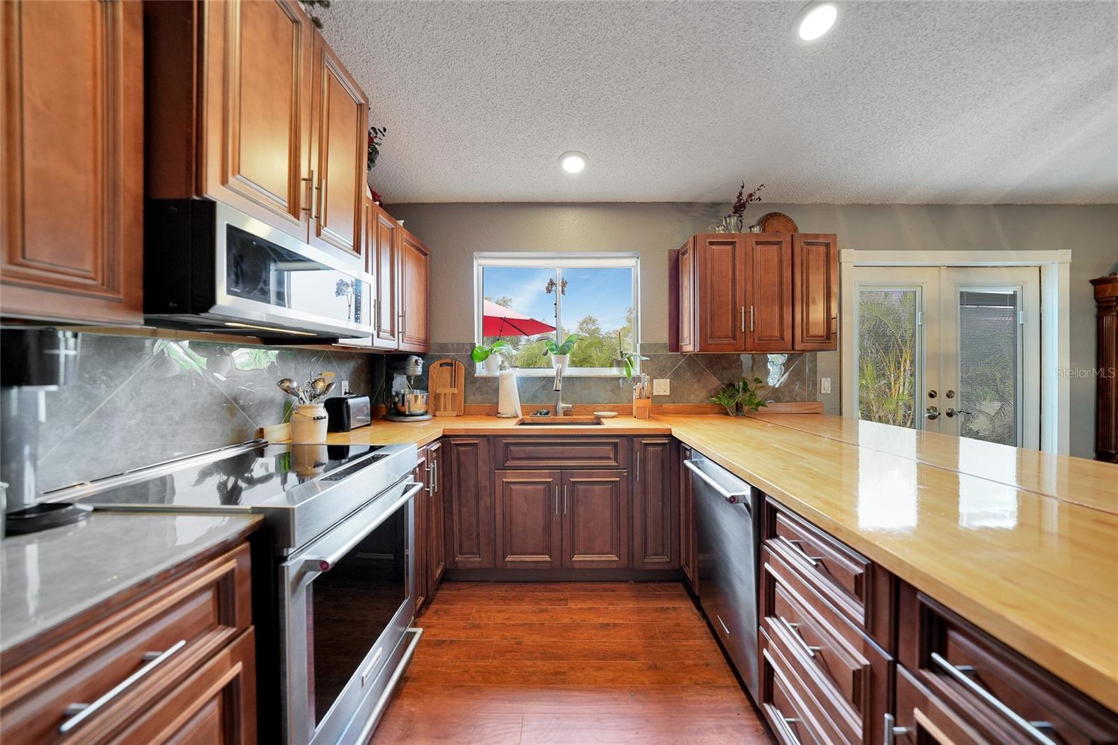 6089 DIME CT, PORT CHARLOTTE, FL, 33981
