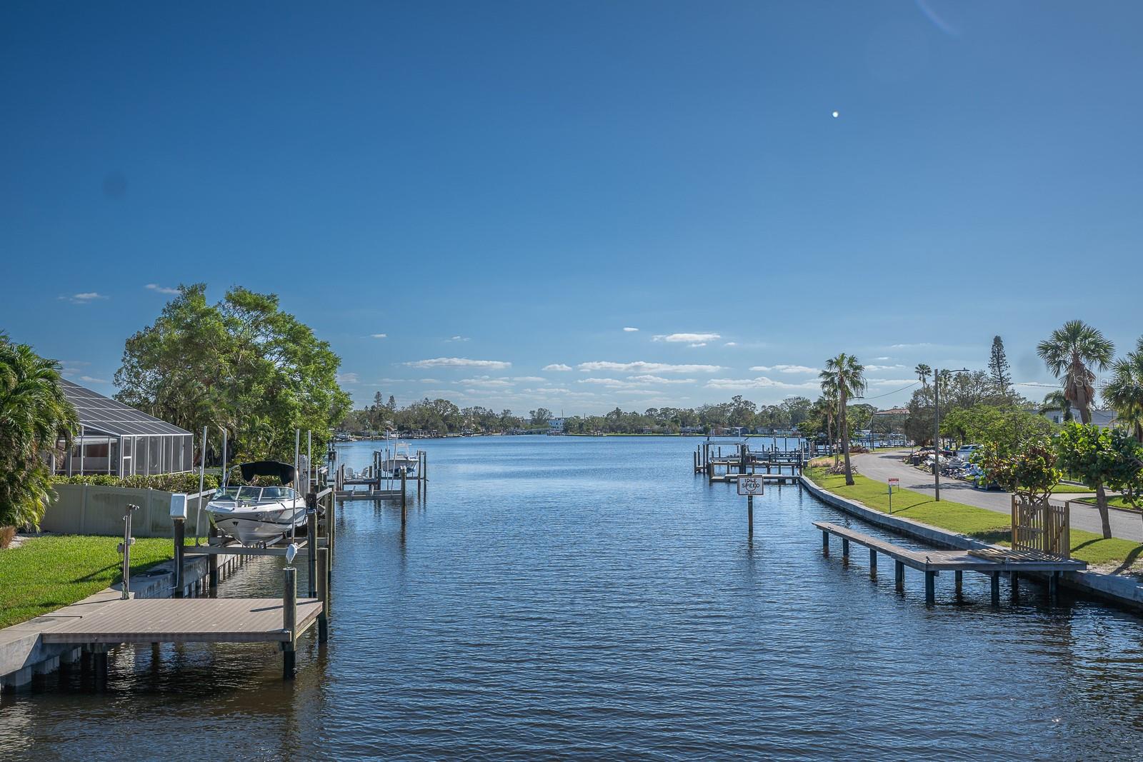3911 SUNRISE DR S, ST PETERSBURG, FL, 33705