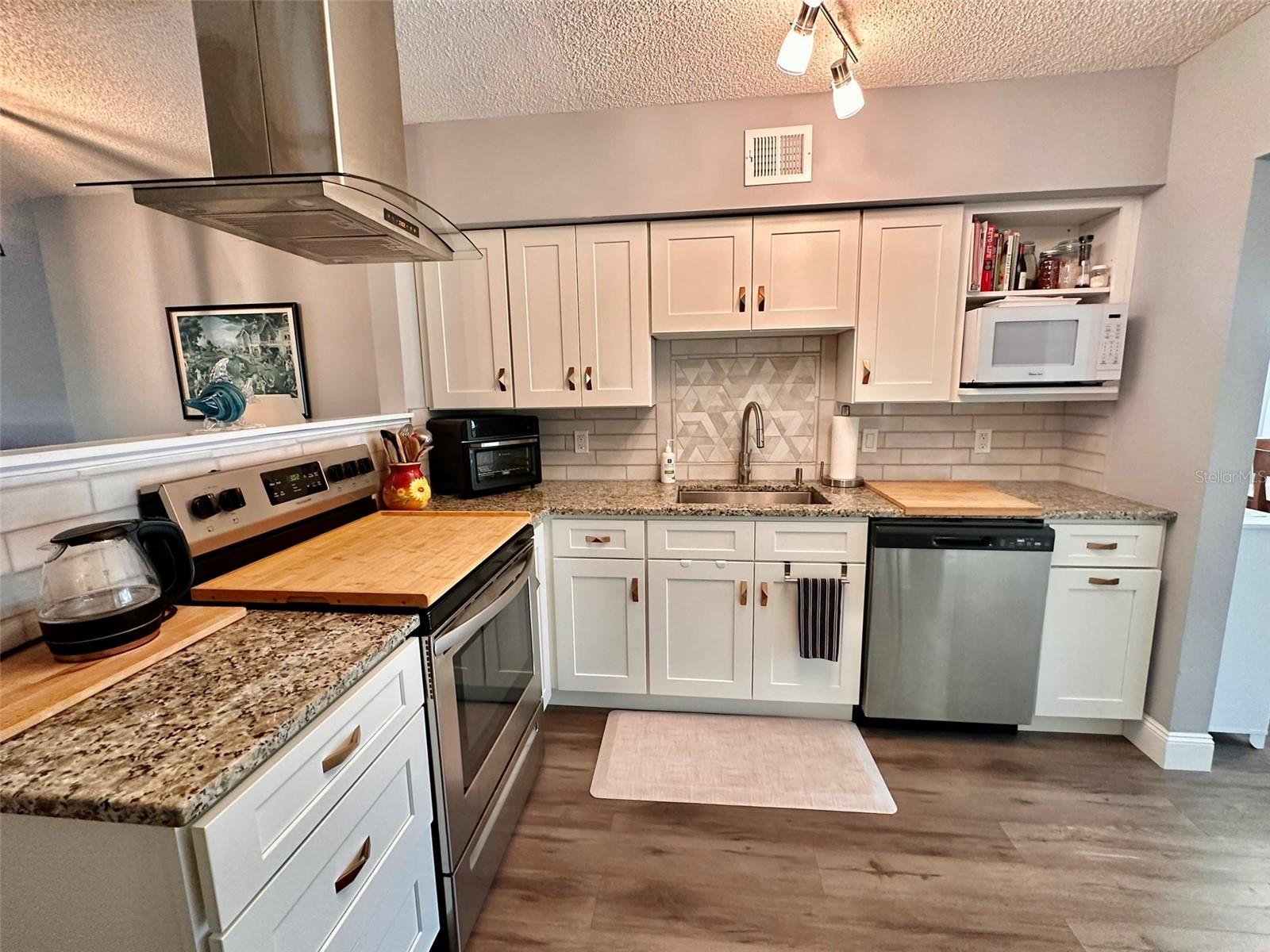 2257 WORLD PARKWAY BLVD W #39, CLEARWATER, FL, 33763