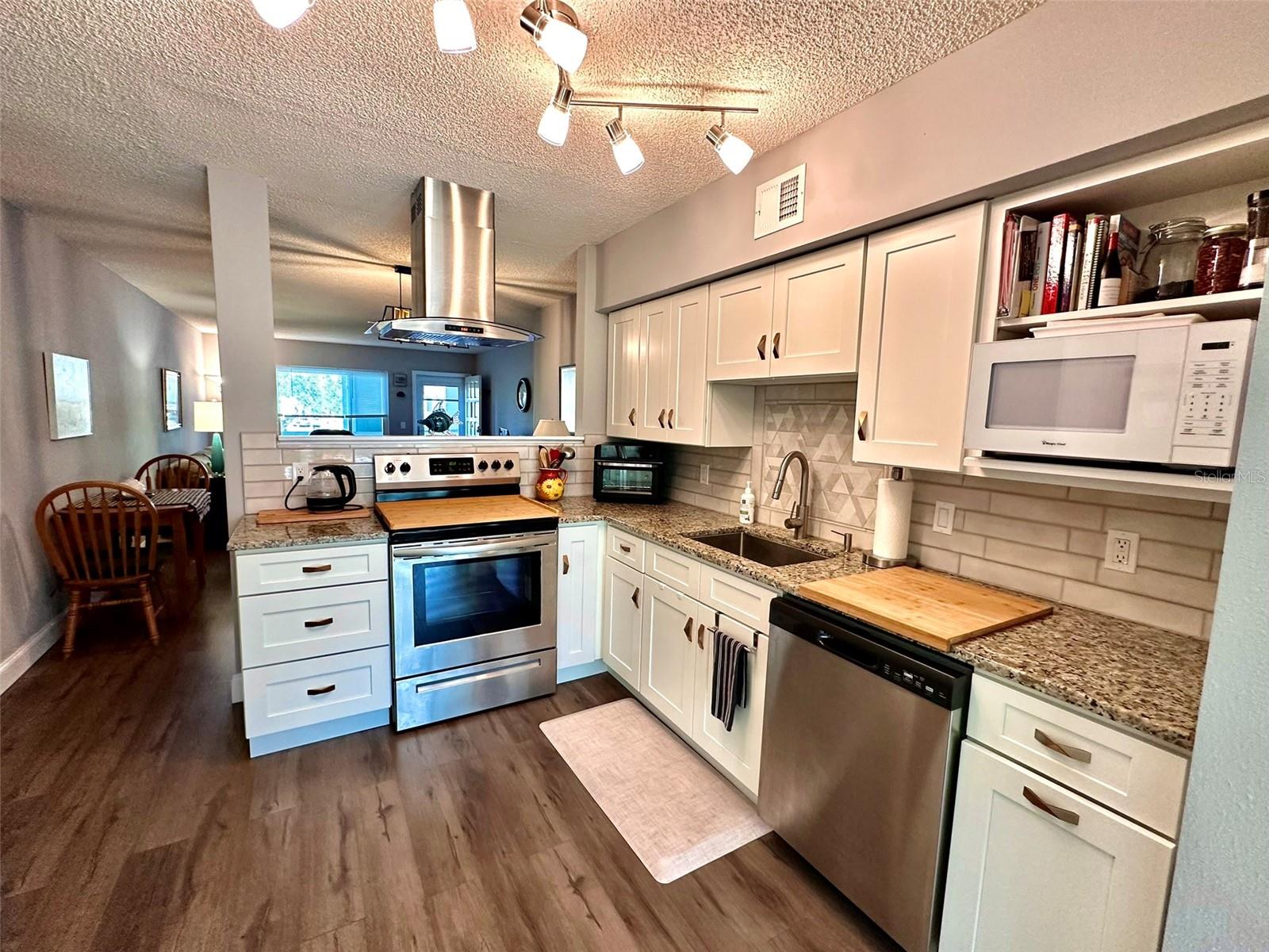 2257 WORLD PARKWAY BLVD W #39, CLEARWATER, FL, 33763