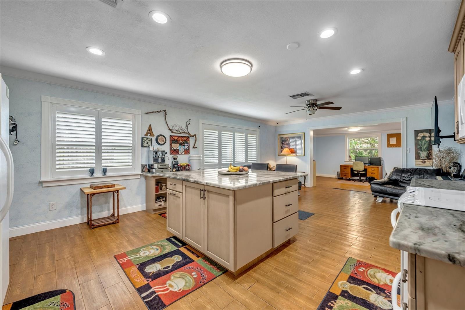 3407 PERSHING AVE, ORLANDO, FL, 32812