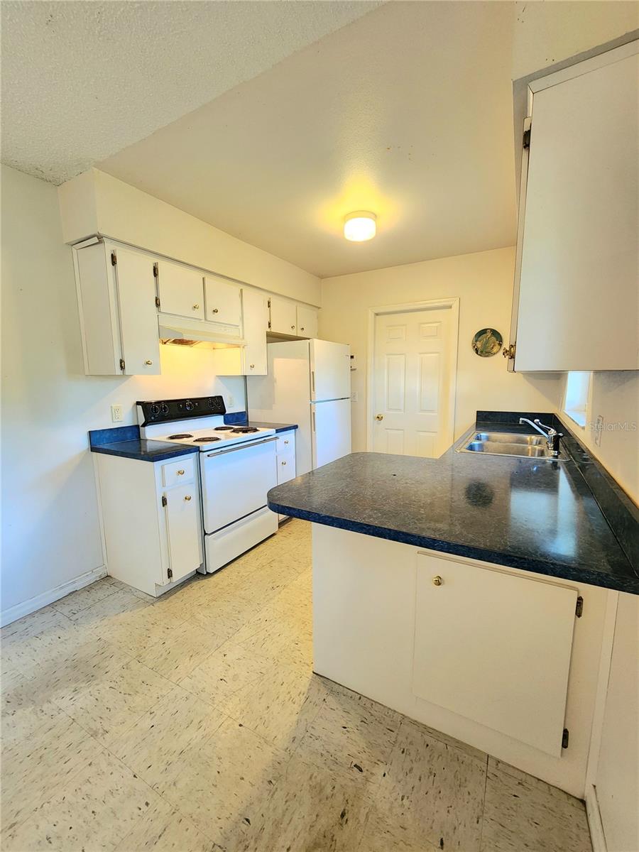 20054 US HIGHWAY 301, DADE CITY, FL, 33523