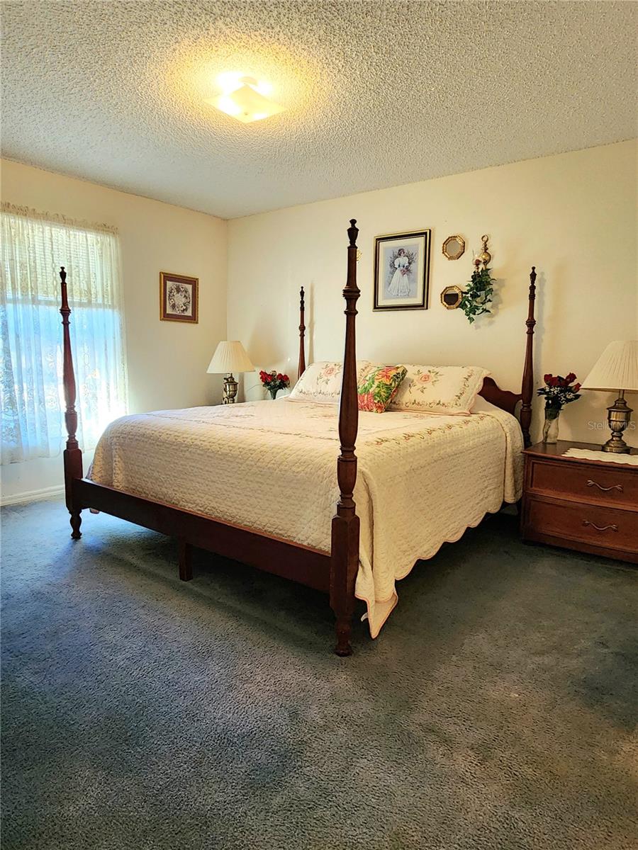 20054 US HIGHWAY 301, DADE CITY, FL, 33523