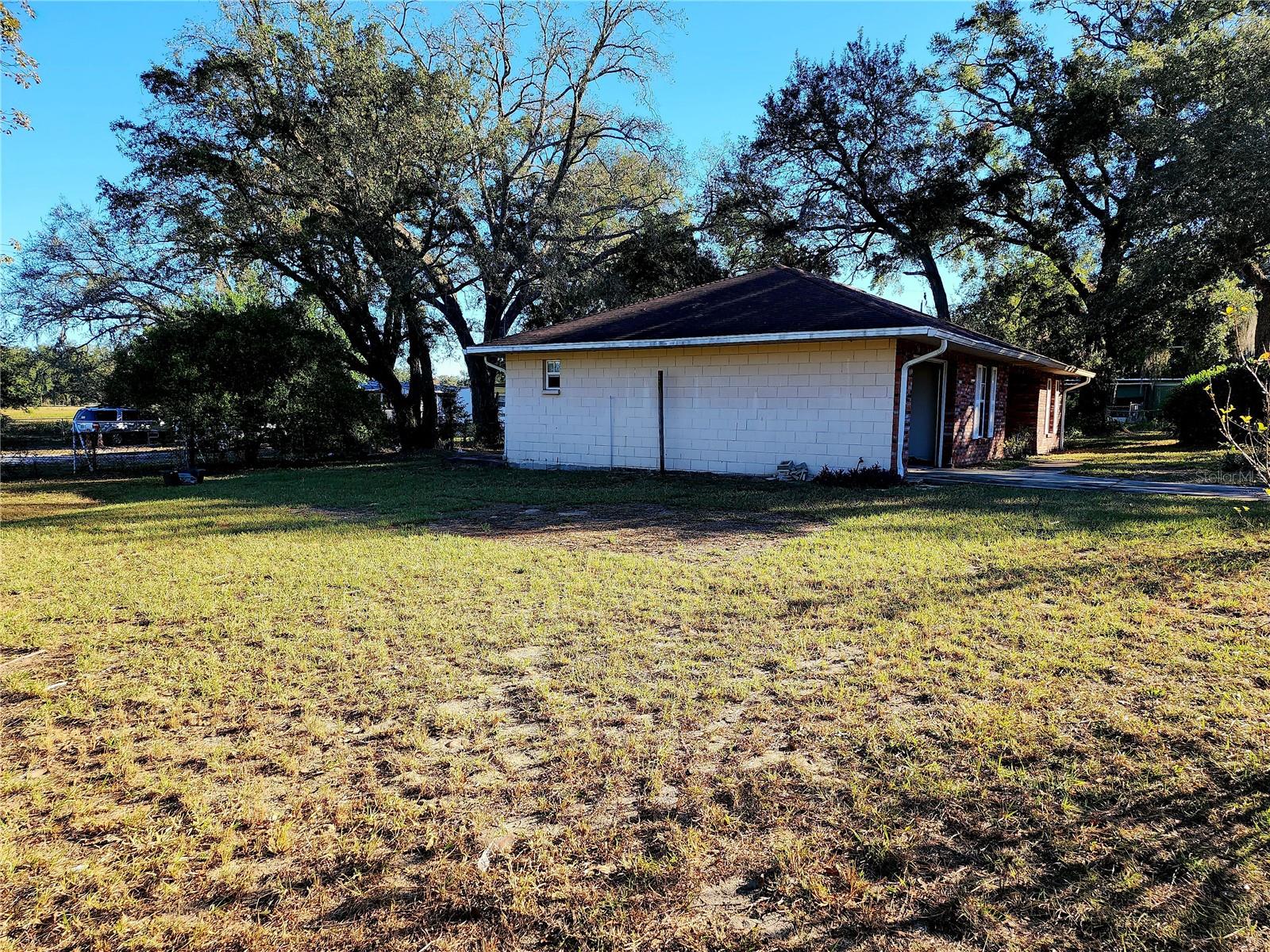 20054 US HIGHWAY 301, DADE CITY, FL, 33523