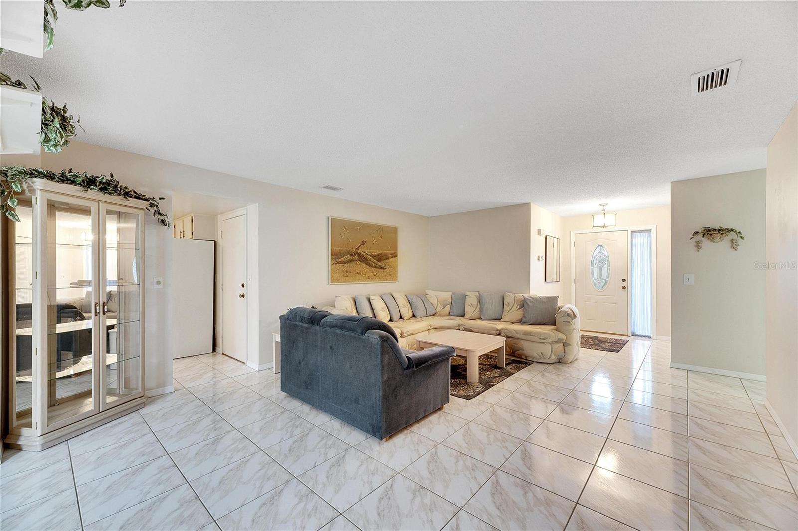 2107 HARTLEBURY WAY, SUN CITY CENTER, FL, 33573