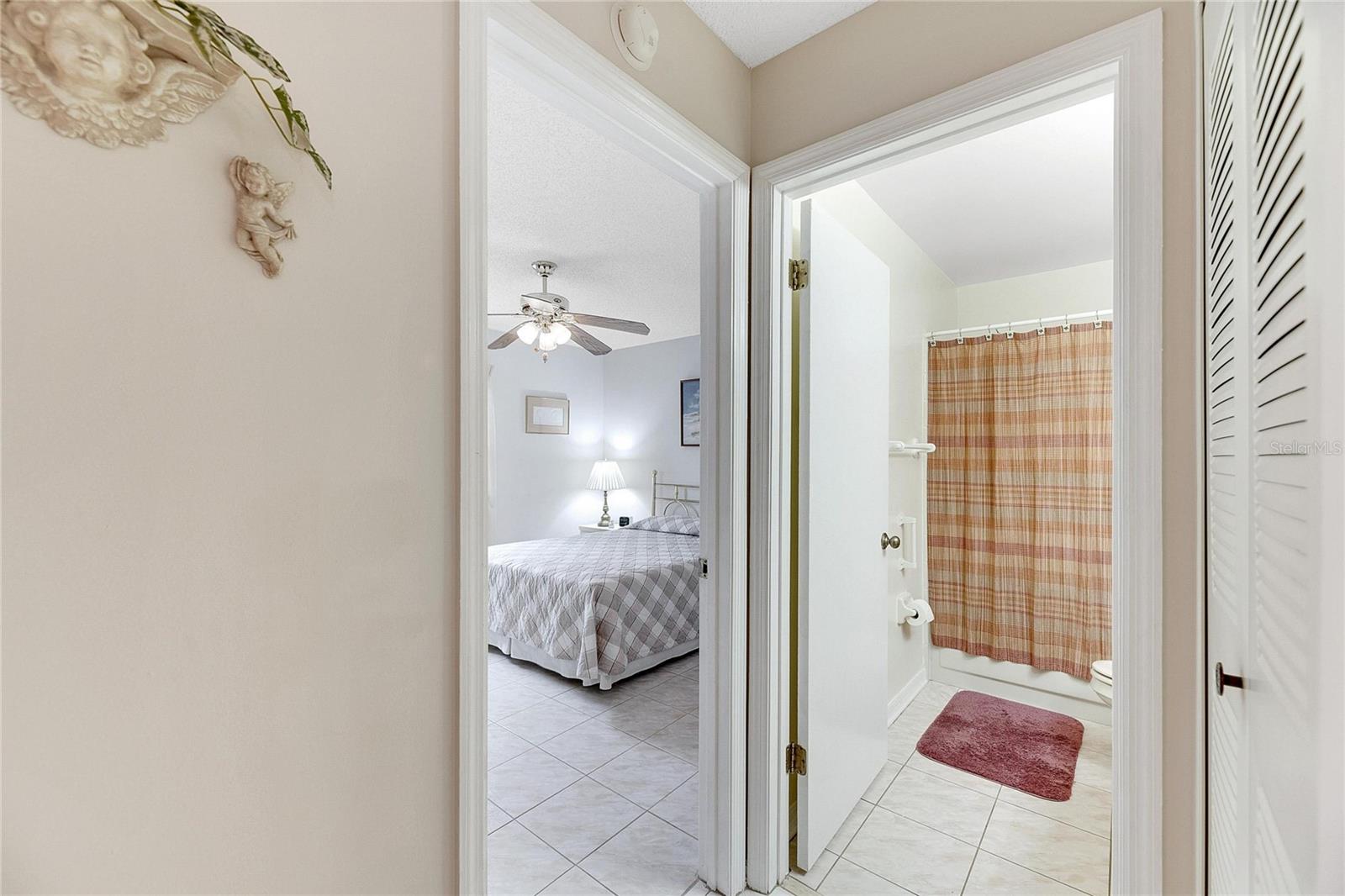 2107 HARTLEBURY WAY, SUN CITY CENTER, FL, 33573