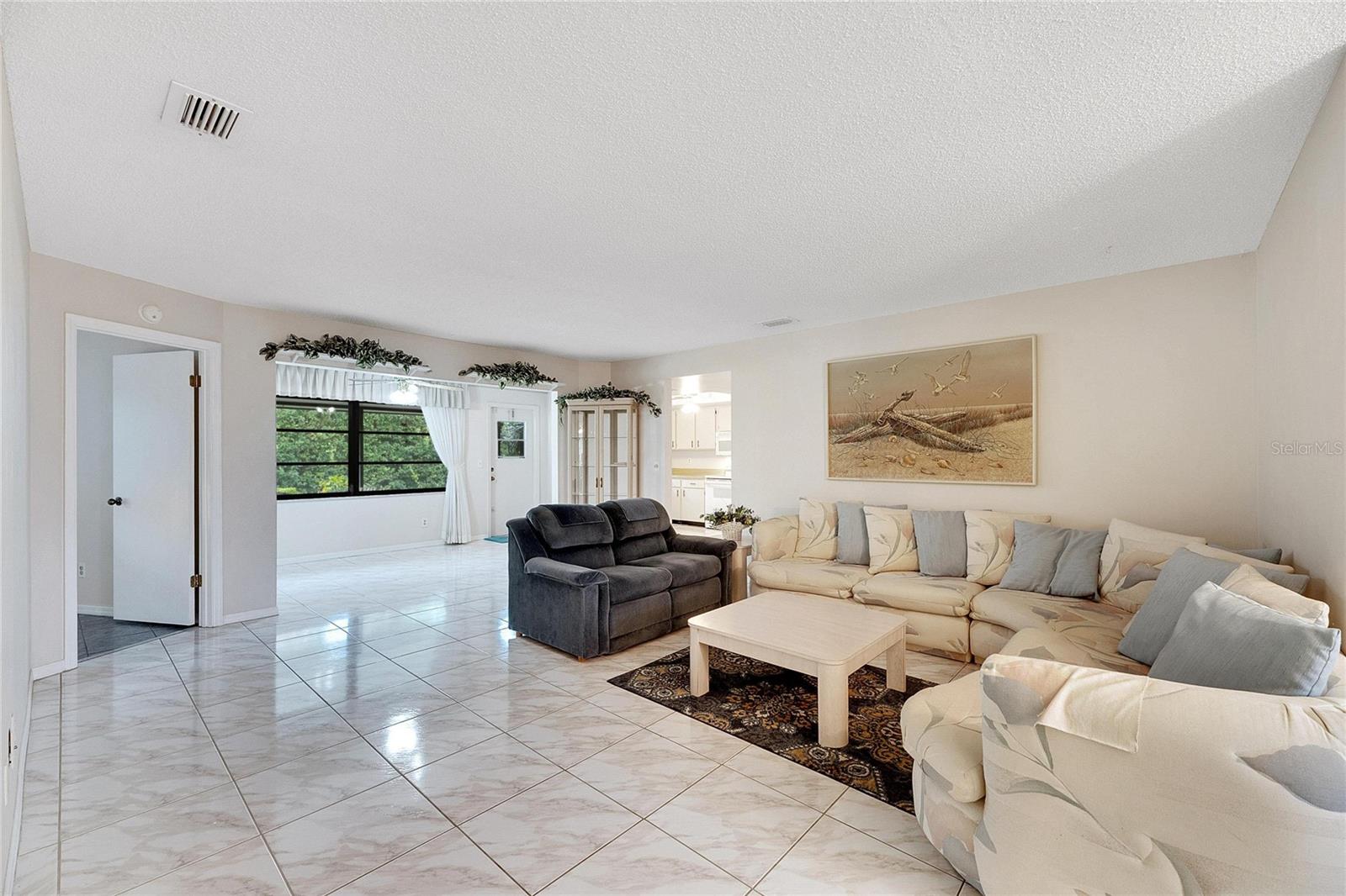 2107 HARTLEBURY WAY, SUN CITY CENTER, FL, 33573