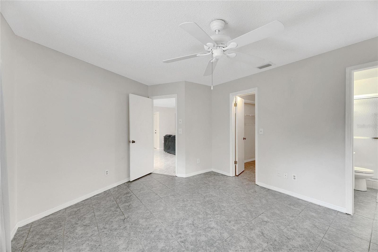 2107 HARTLEBURY WAY, SUN CITY CENTER, FL, 33573