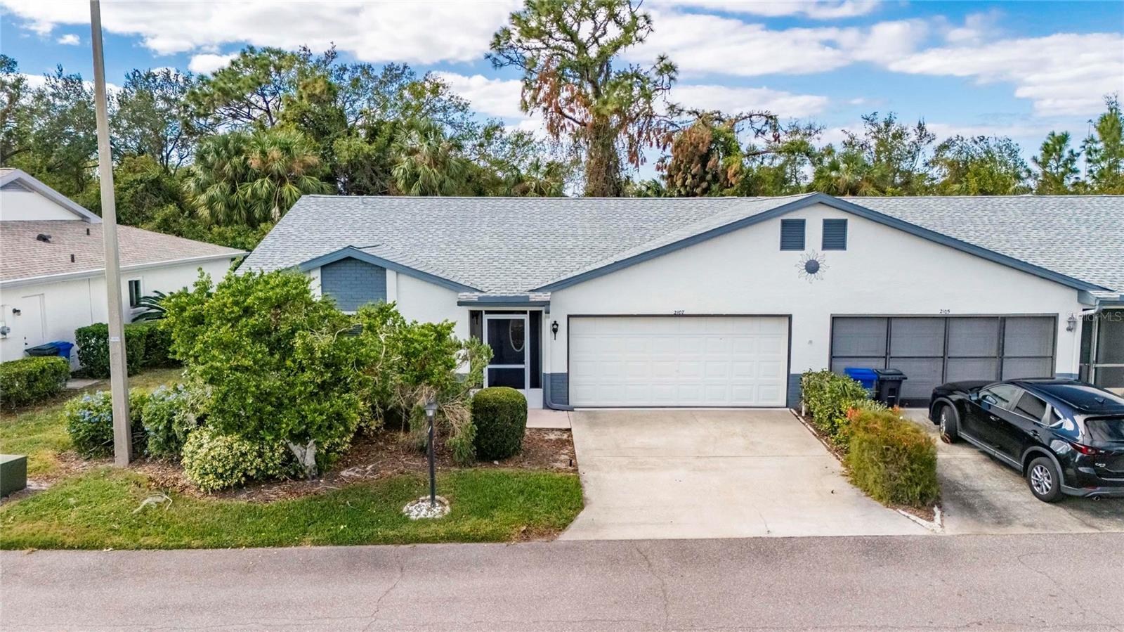 2107 HARTLEBURY WAY, SUN CITY CENTER, FL, 33573