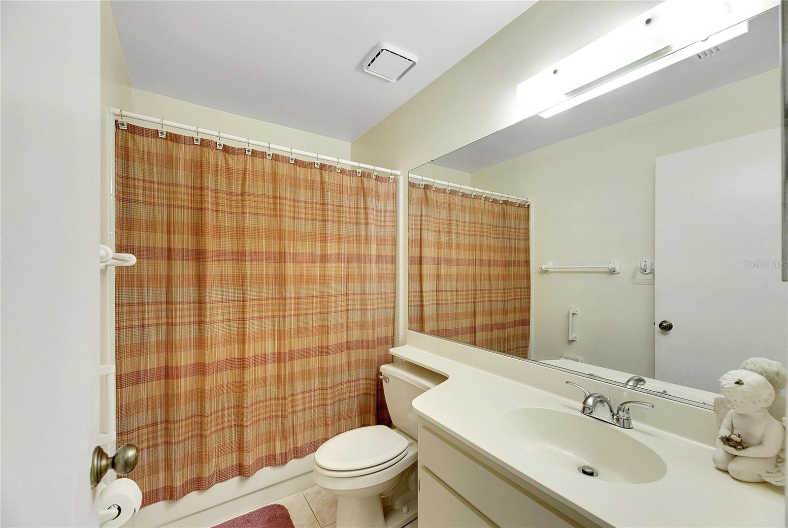 2107 HARTLEBURY WAY, SUN CITY CENTER, FL, 33573