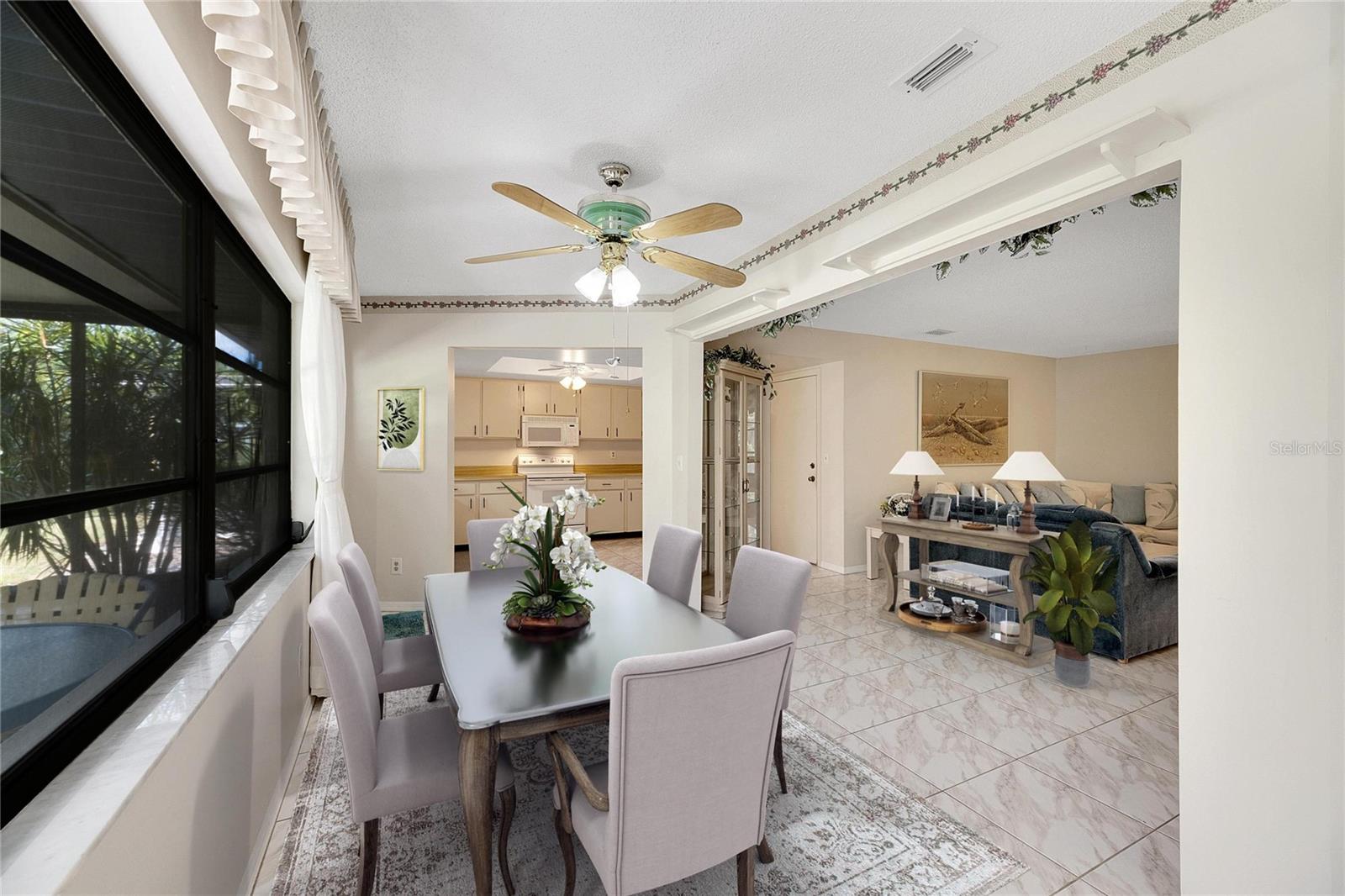 2107 HARTLEBURY WAY, SUN CITY CENTER, FL, 33573