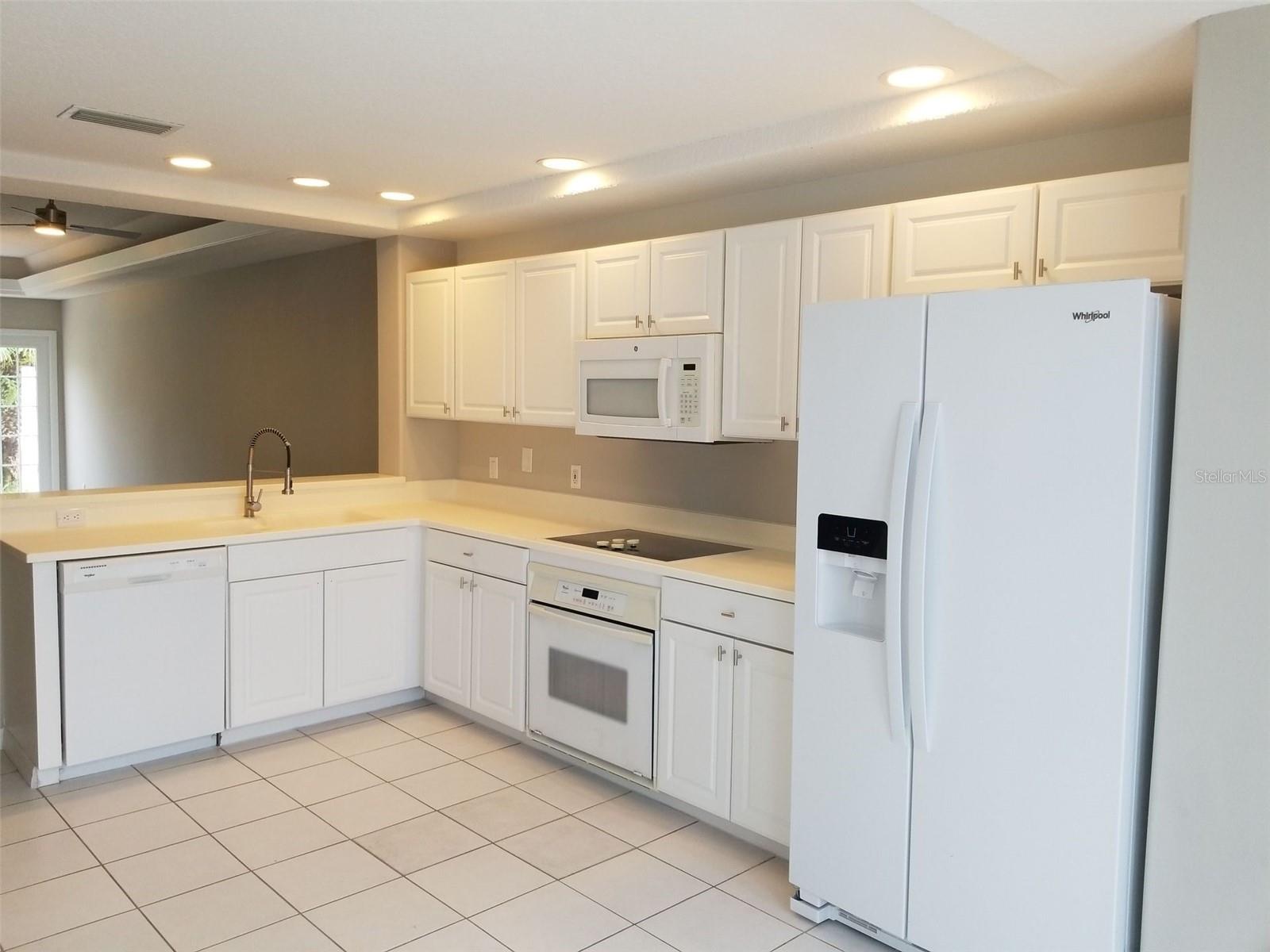 100 PALM HARBOR PKWY #14, PALM COAST, FL, 32137