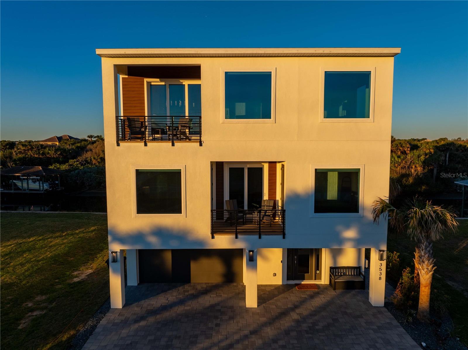 3538 N OCEAN SHORE BLVD, PALM COAST, FL, 32137