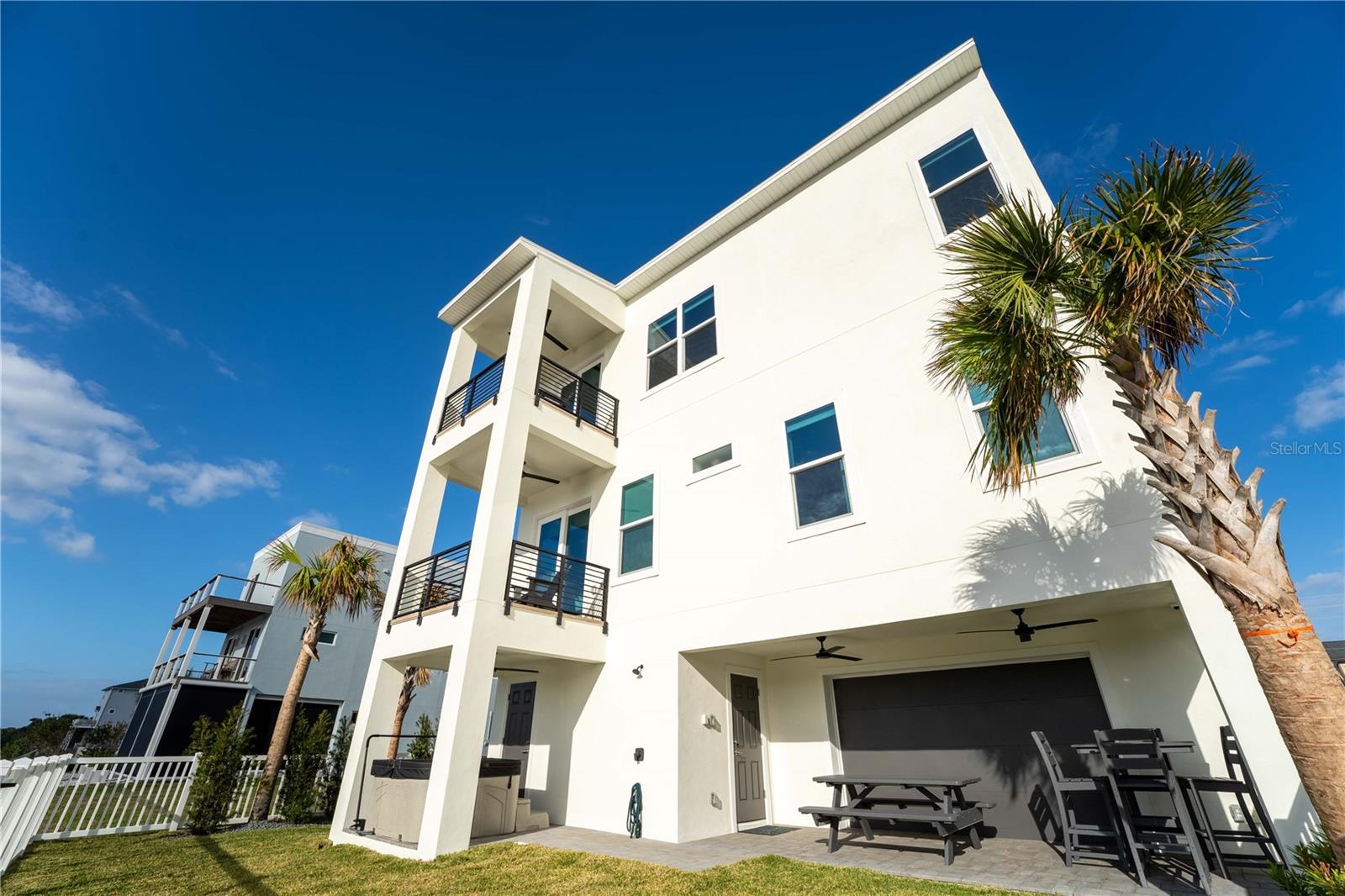 3538 N OCEAN SHORE BLVD, PALM COAST, FL, 32137