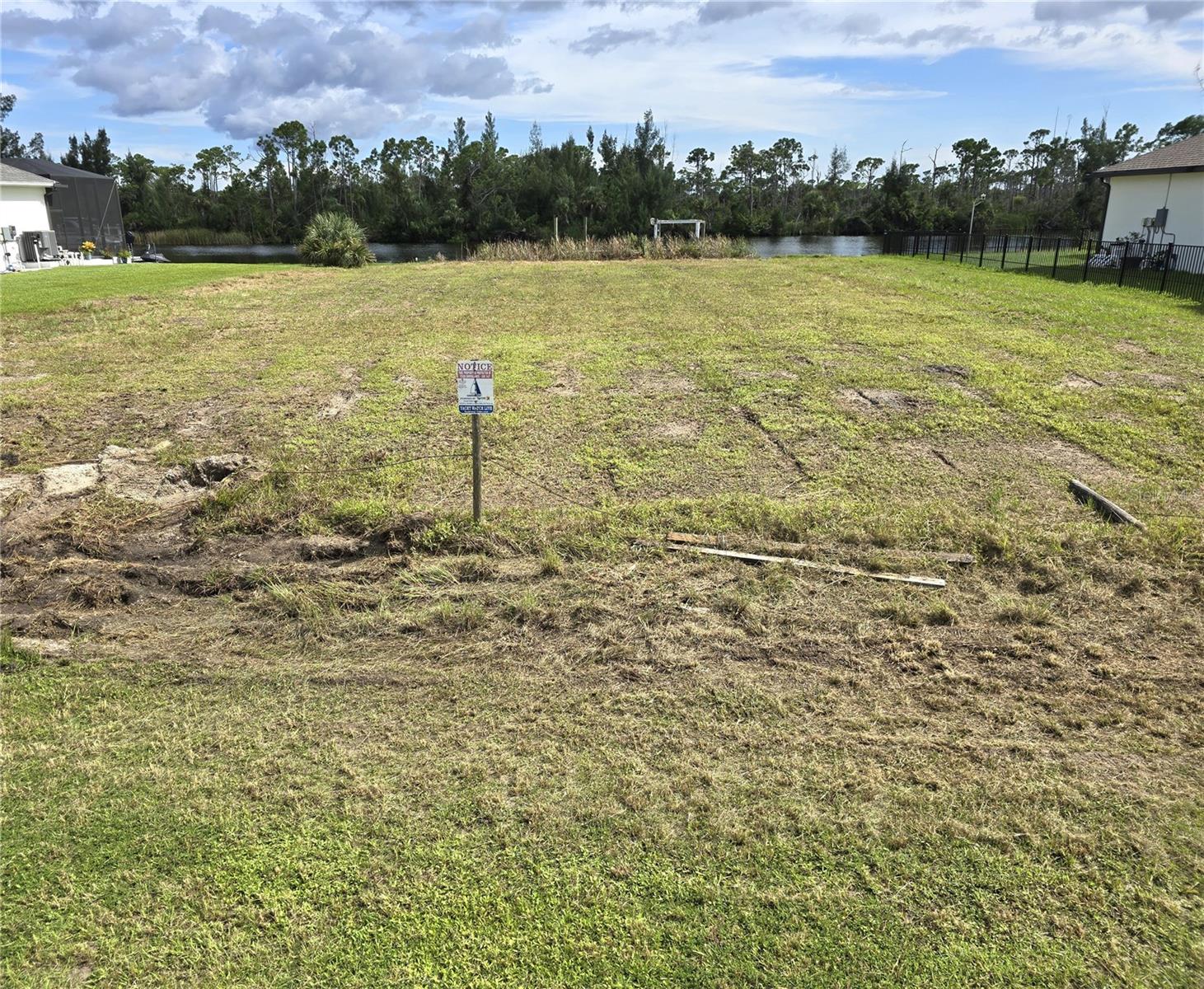 16652 LIGGETT CIR, PORT CHARLOTTE, FL, 33981