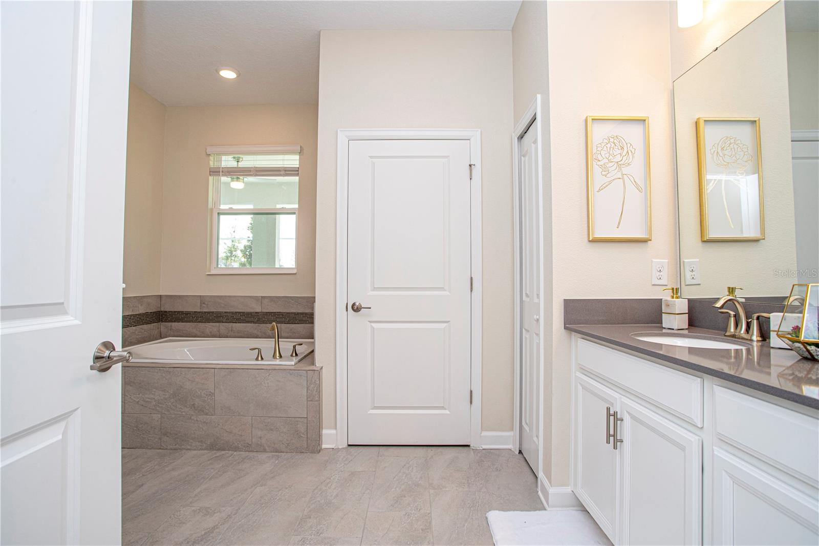 8844 CRUDEN BAY CT, DAVENPORT, FL, 33896