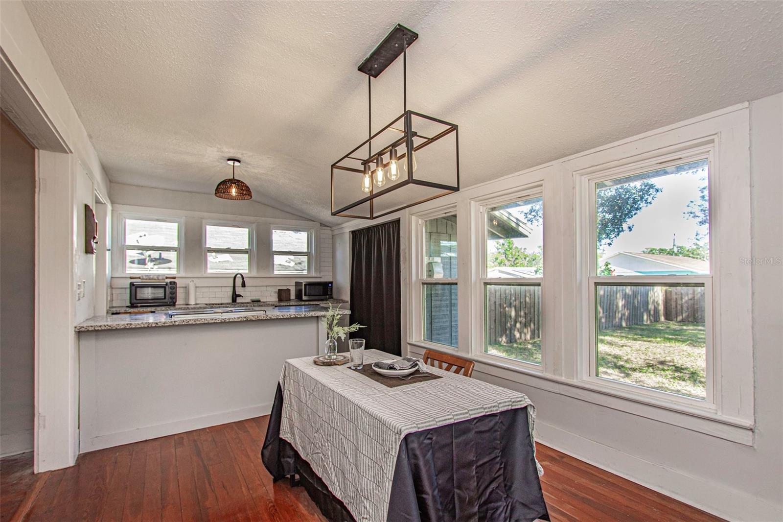 8903 N EDISON AVE, TAMPA, FL, 33604