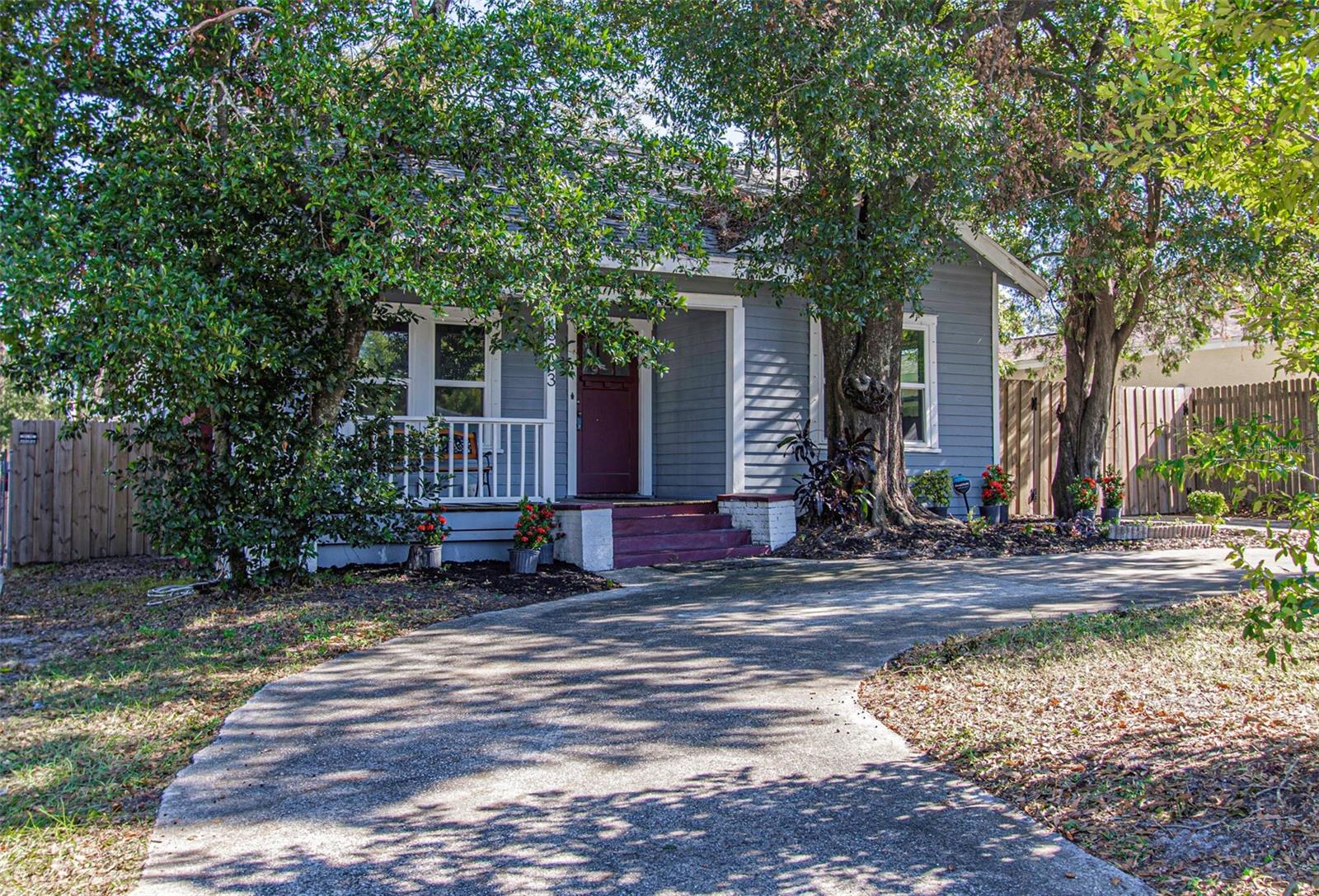 8903 N EDISON AVE, TAMPA, FL, 33604
