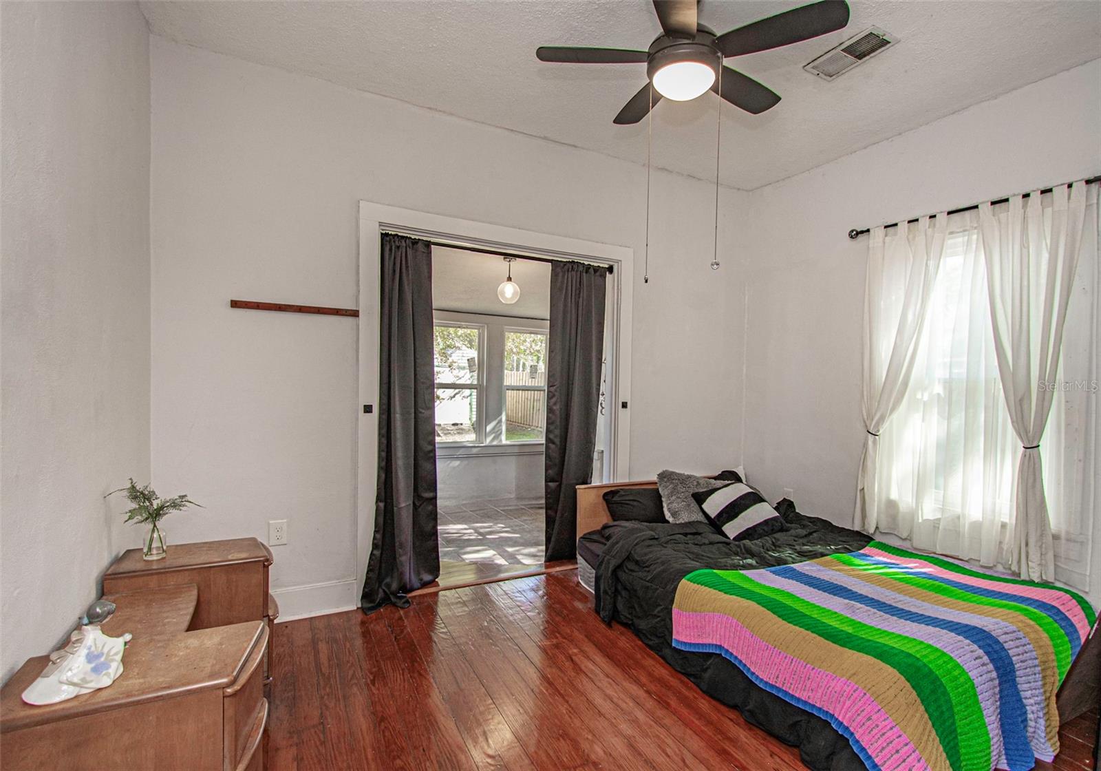 8903 N EDISON AVE, TAMPA, FL, 33604