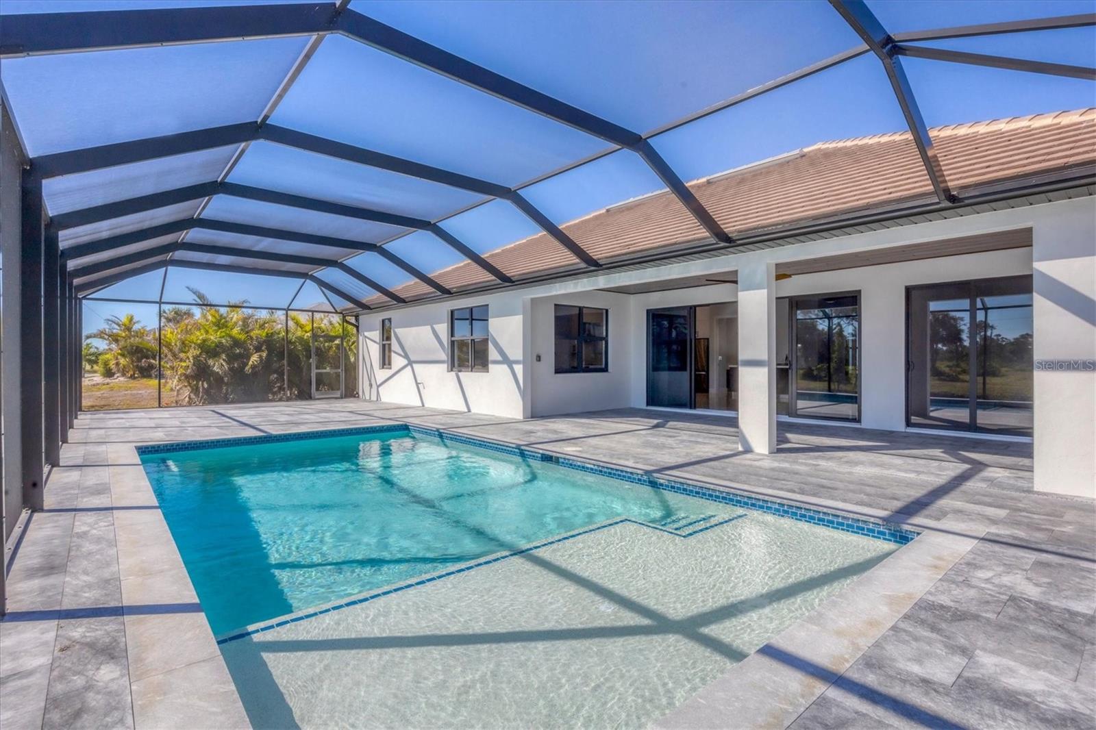 1097 ROTONDA CIR, ROTONDA WEST, FL, 33947