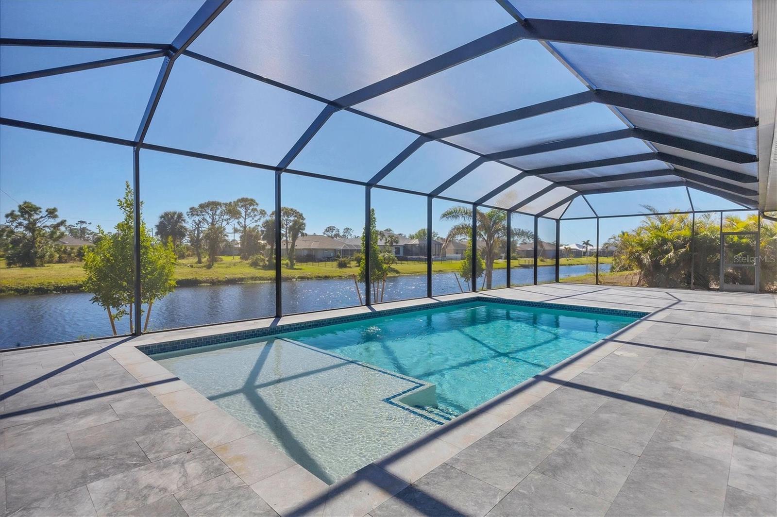 1097 ROTONDA CIR, ROTONDA WEST, FL, 33947