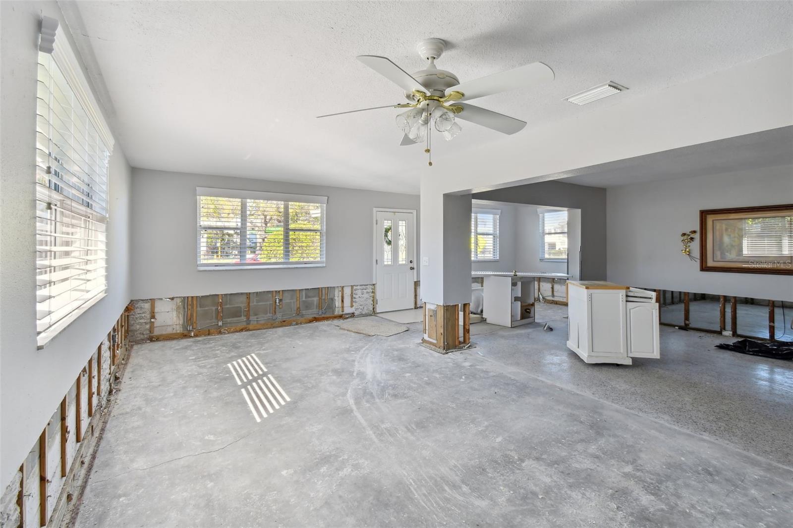 195 112TH AVE, TREASURE ISLAND, FL, 33706