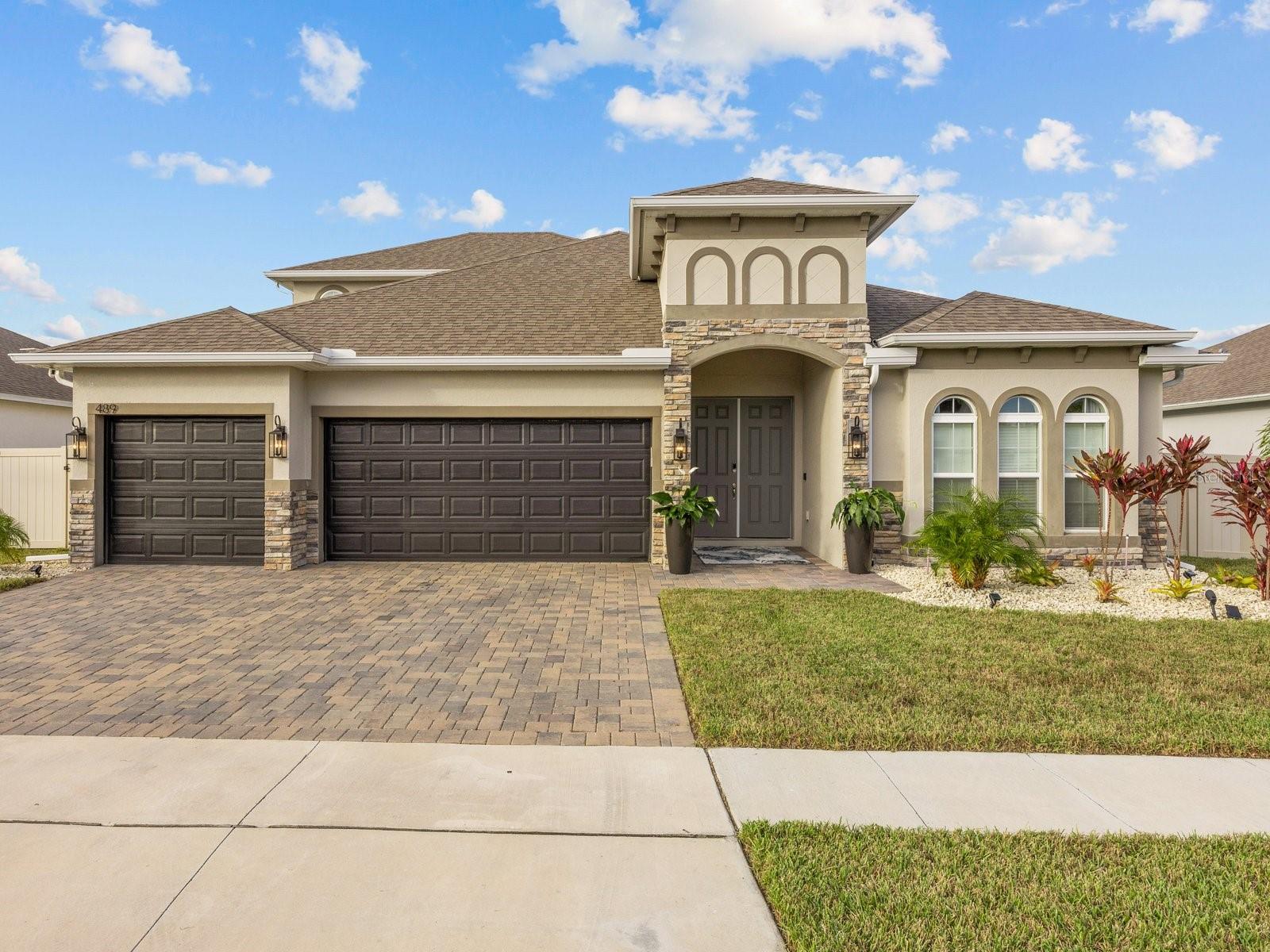 489 AVILA PL, HOWEY IN THE HILLS, FL, 34737