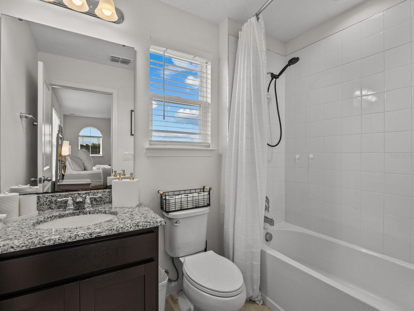 489 AVILA PL, HOWEY IN THE HILLS, FL, 34737