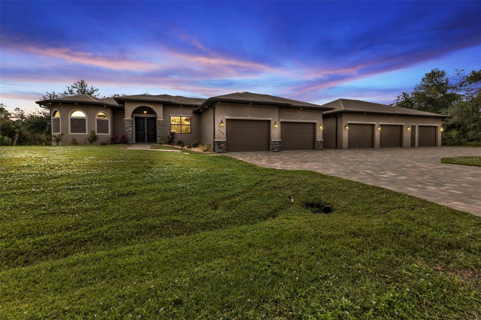 19199 ROOSEVELT AVE, PORT CHARLOTTE, FL, 33954
