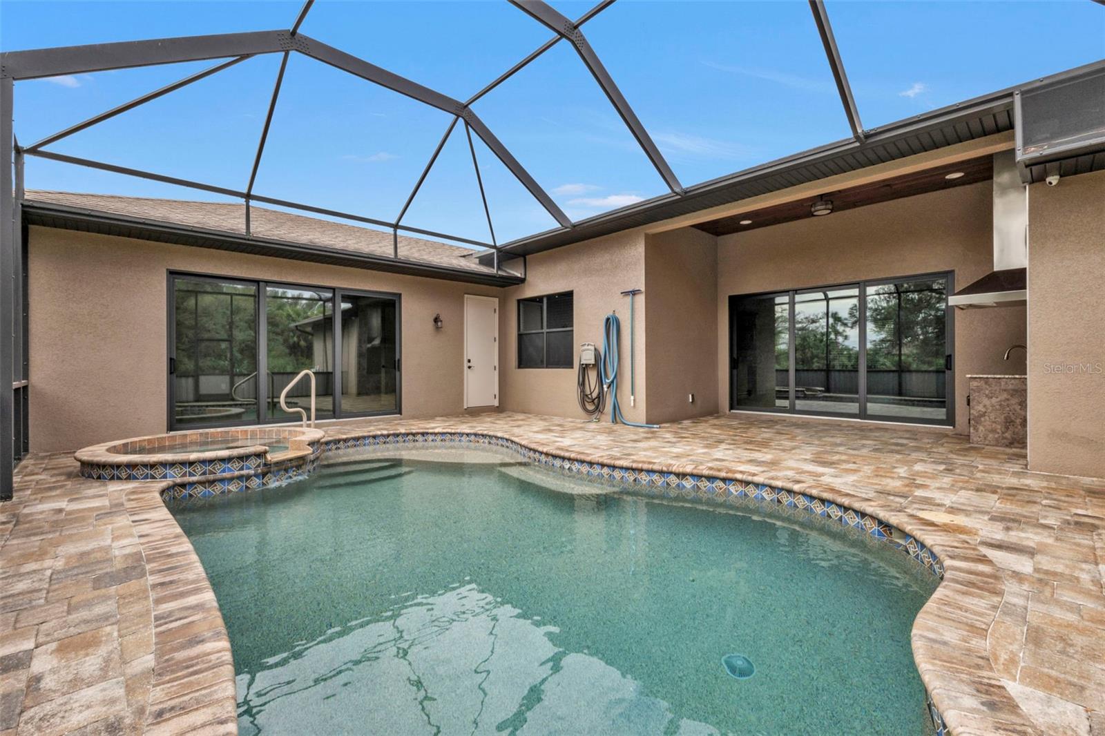 19199 ROOSEVELT AVE, PORT CHARLOTTE, FL, 33954
