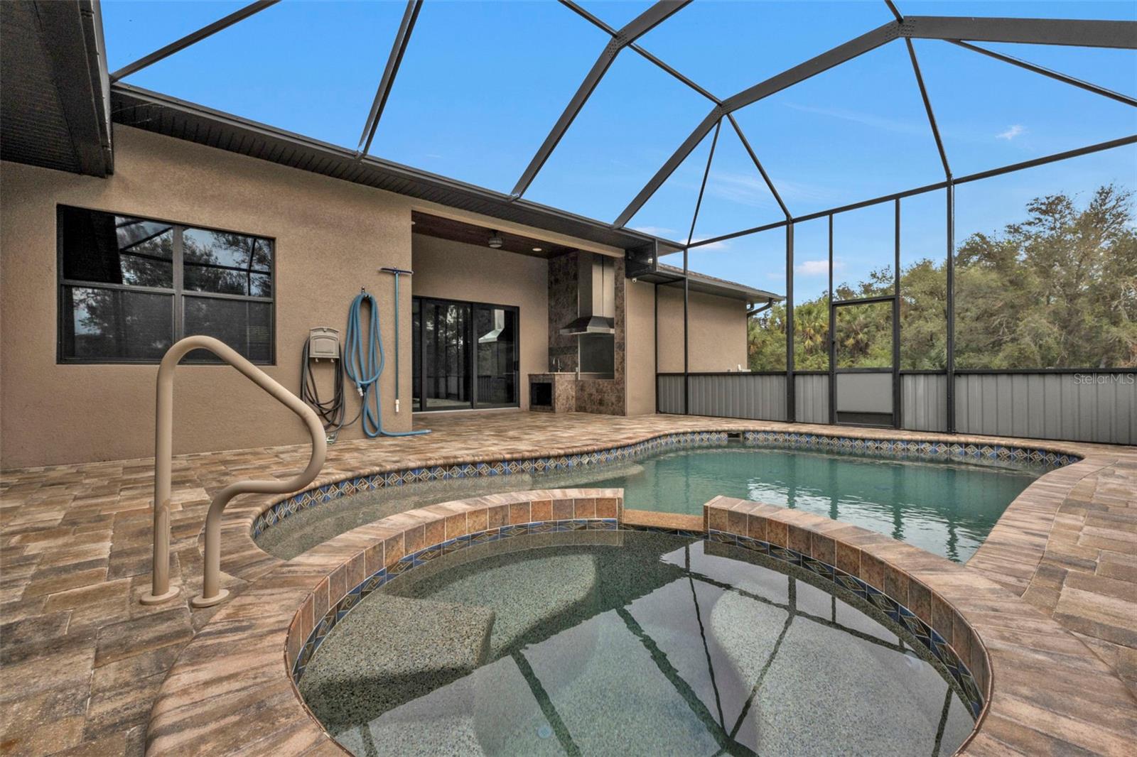 19199 ROOSEVELT AVE, PORT CHARLOTTE, FL, 33954