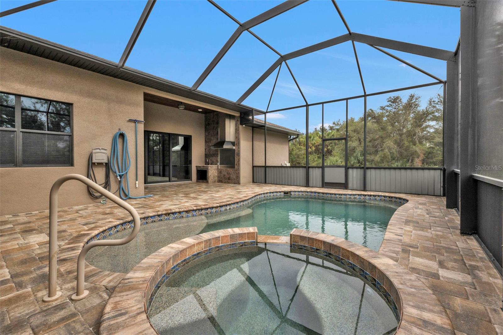 19199 ROOSEVELT AVE, PORT CHARLOTTE, FL, 33954