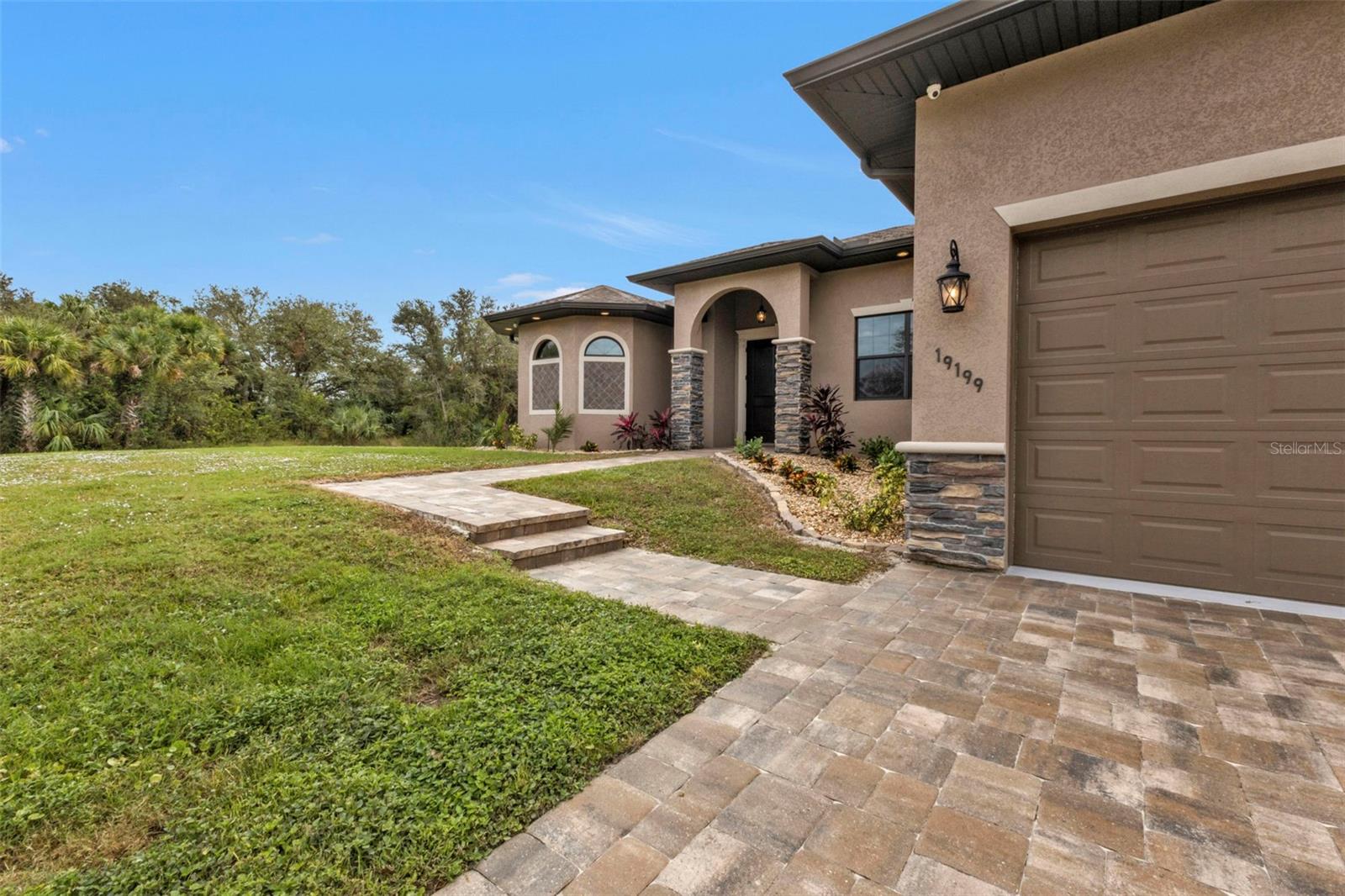 19199 ROOSEVELT AVE, PORT CHARLOTTE, FL, 33954
