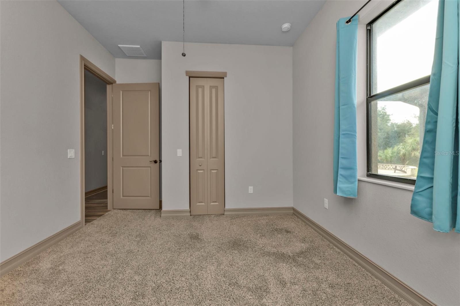 19199 ROOSEVELT AVE, PORT CHARLOTTE, FL, 33954