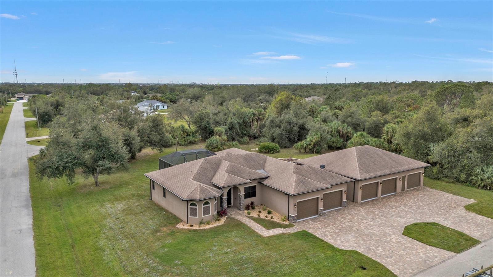 19199 ROOSEVELT AVE, PORT CHARLOTTE, FL, 33954