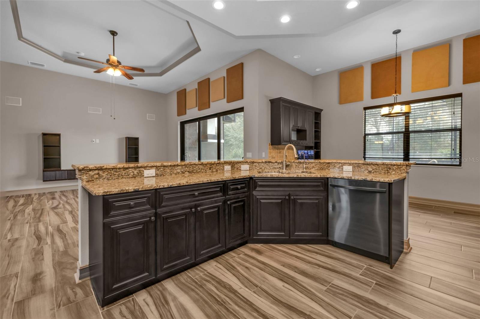 19199 ROOSEVELT AVE, PORT CHARLOTTE, FL, 33954
