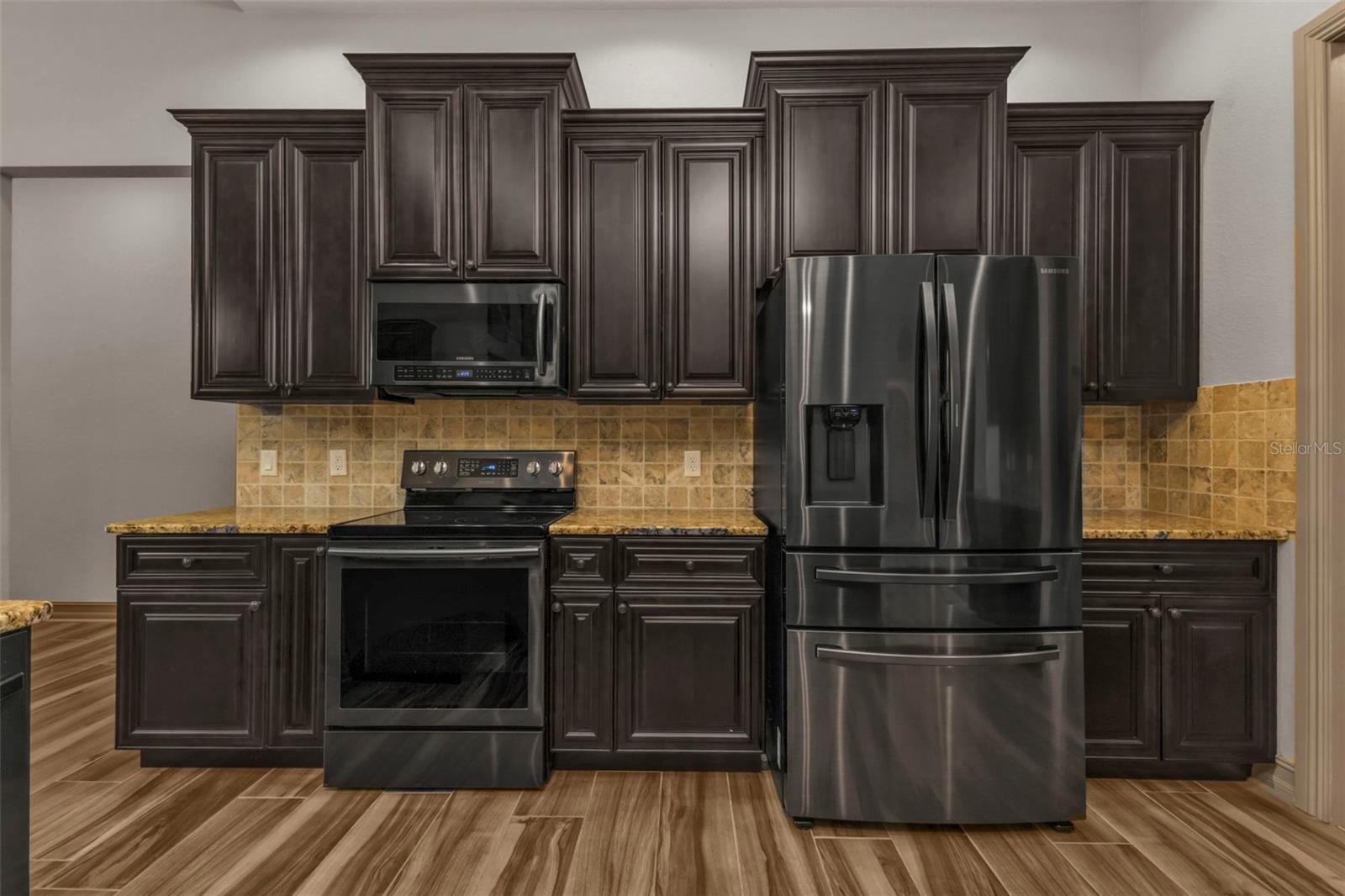 19199 ROOSEVELT AVE, PORT CHARLOTTE, FL, 33954