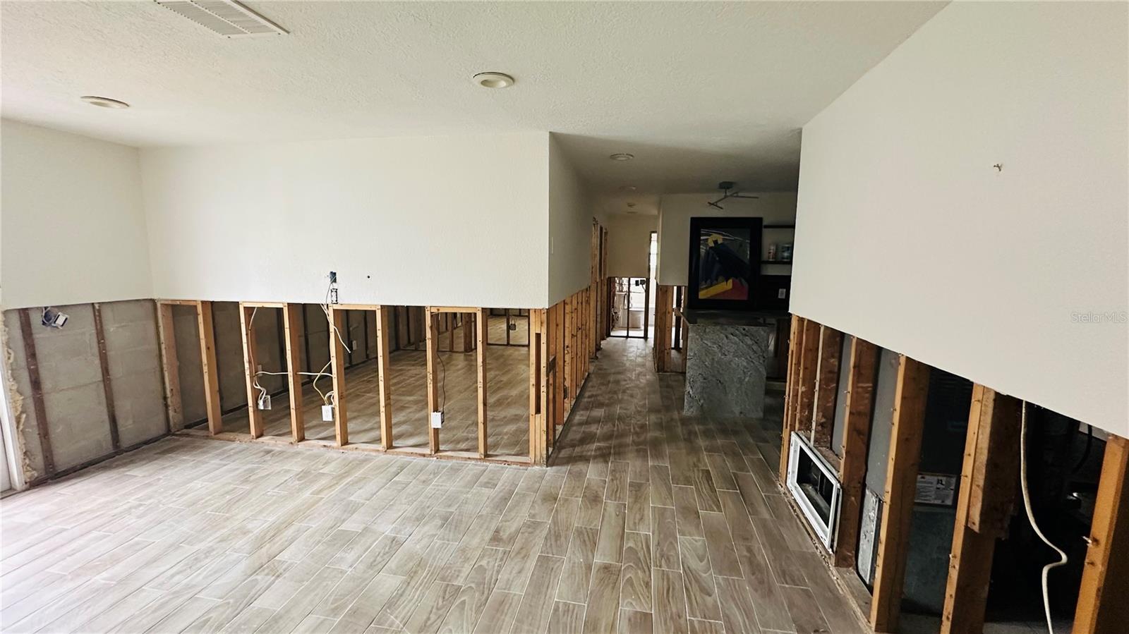 1810 SHORE ACRES BLVD NE, ST PETERSBURG, FL, 33703