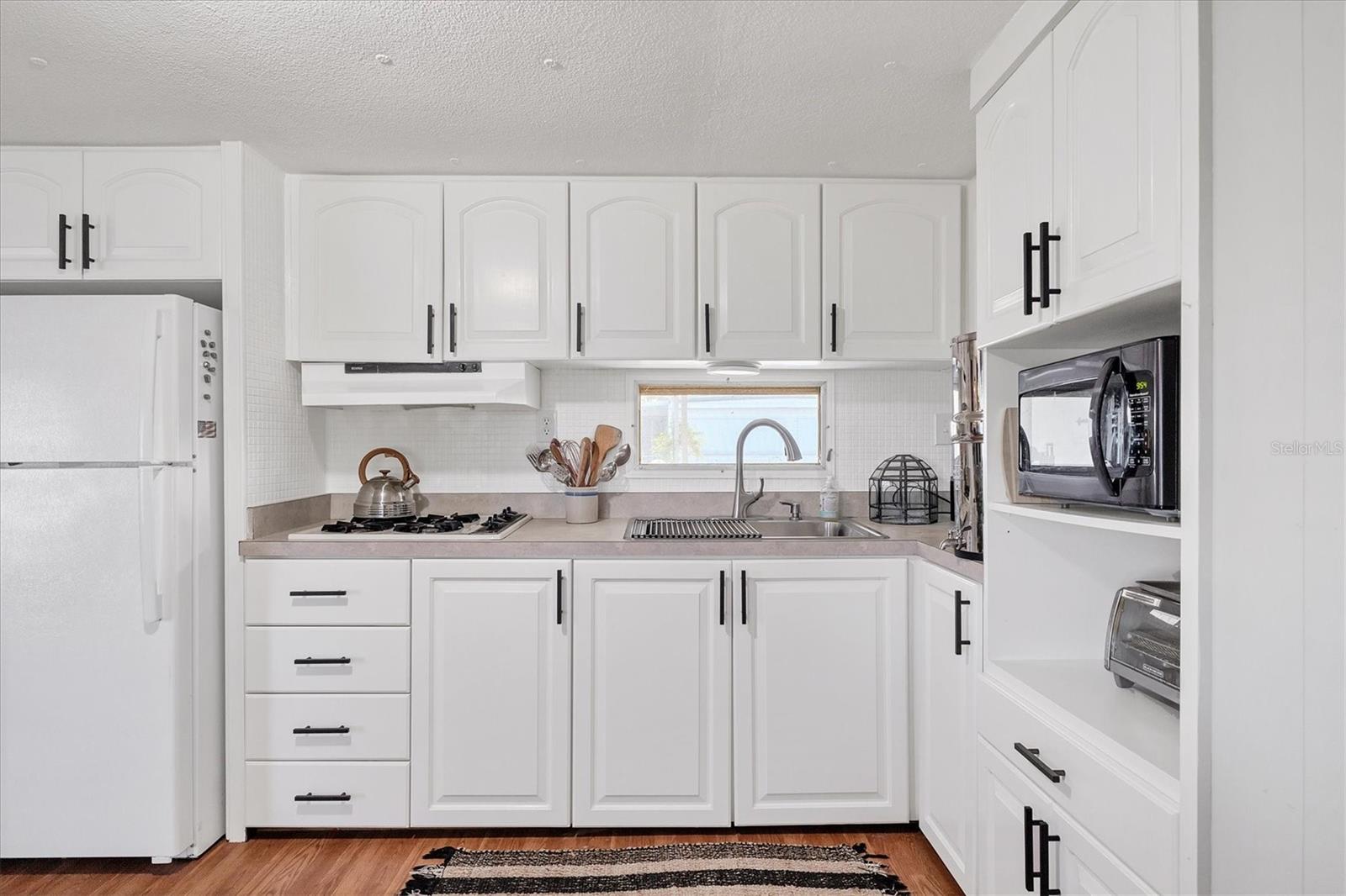 A4629687 Property Photo