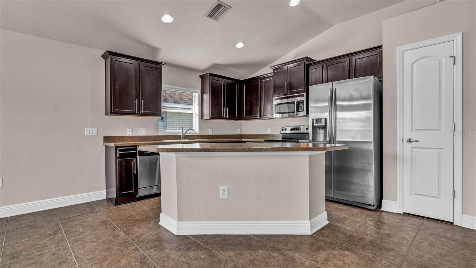 18424 DAJANA AVE, LAND O LAKES, FL, 34638