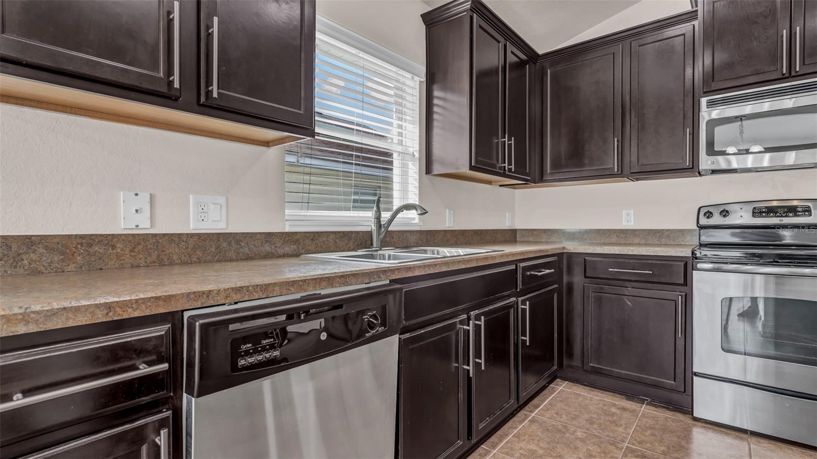 18424 DAJANA AVE, LAND O LAKES, FL, 34638