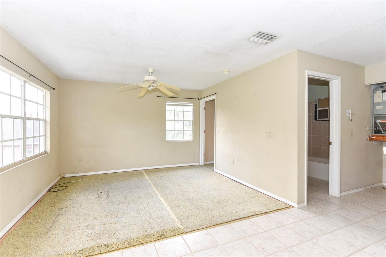 3521 RED BARN LN, ORMOND BEACH, FL, 32174