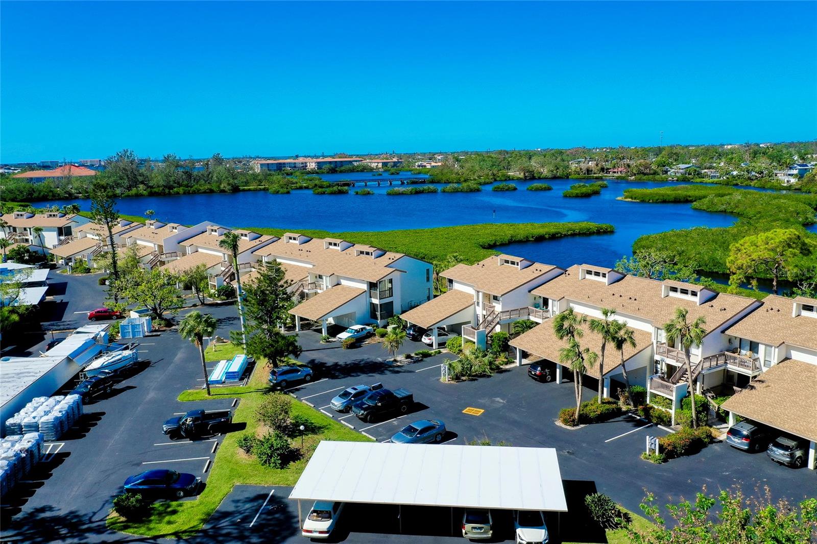 1040 BIRD BAY WAY #283 BLD 40 #283, VENICE, FL, 34293