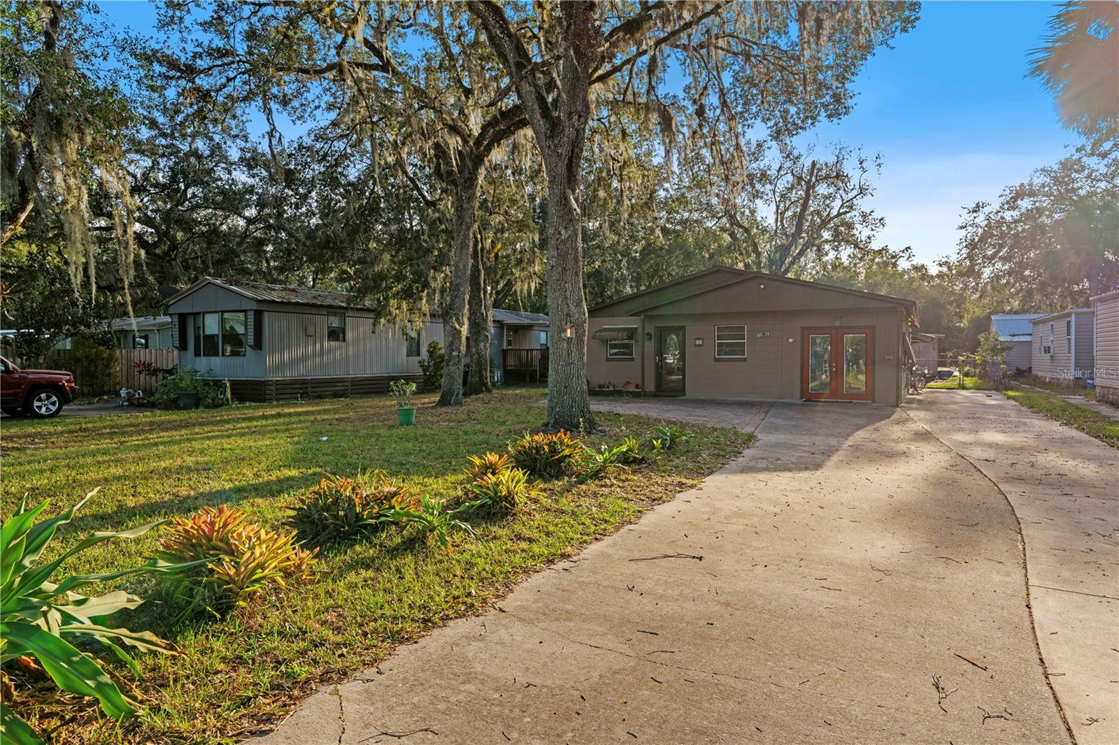 6 ROSALIE OAKS BLVD, LAKE WALES, FL, 33898