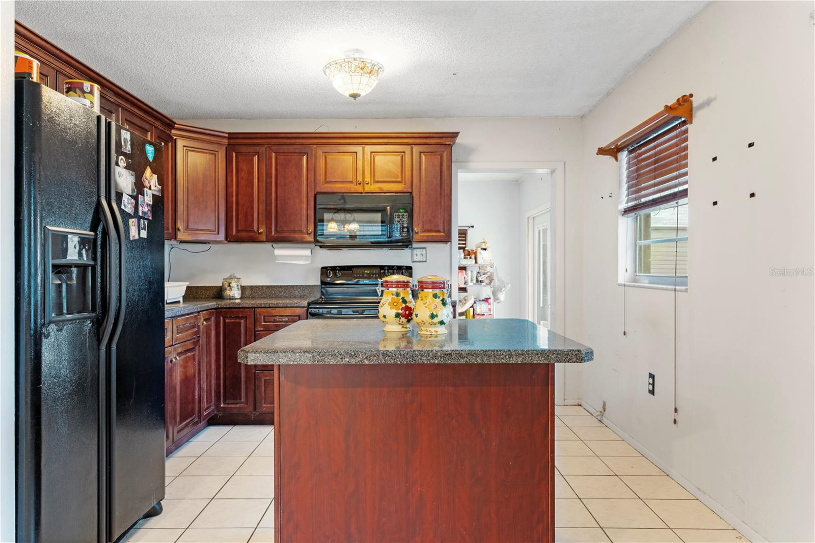 6 ROSALIE OAKS BLVD, LAKE WALES, FL, 33898